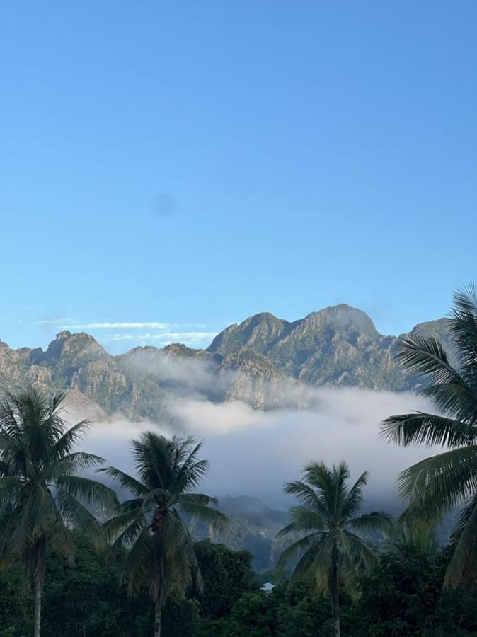 Sd View Hotel Vang Vieng Exterior photo